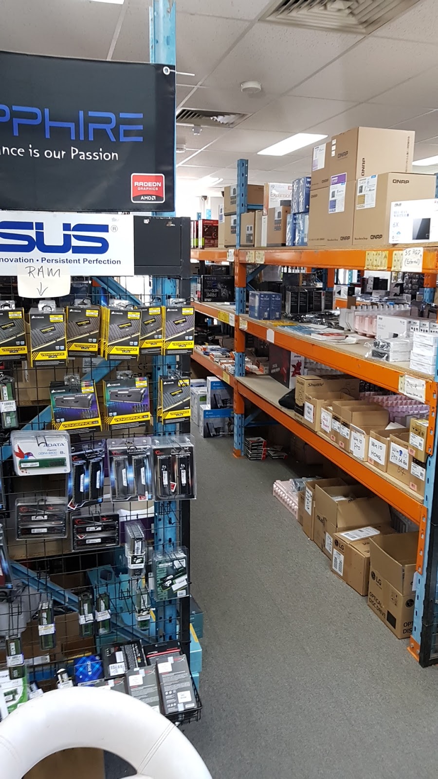 MSY Technology | electronics store | 9/214-224 Wellington Rd, Clayton VIC 3168, Australia | 0397009721 OR +61 3 9700 9721