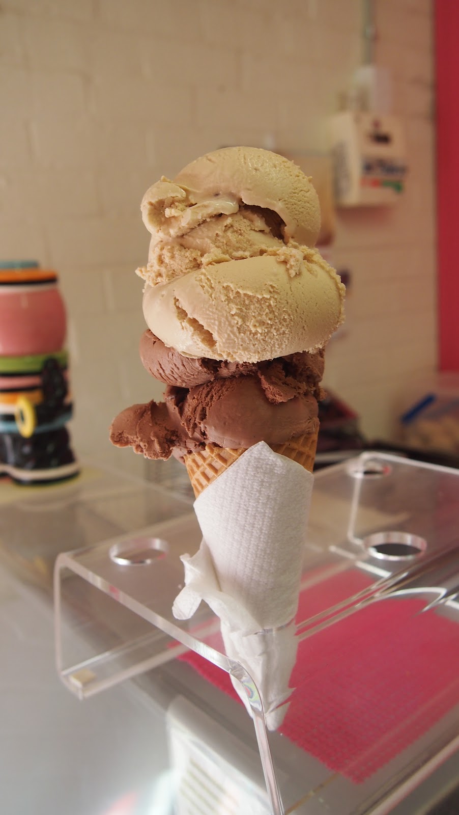 The Rainbow Ice Cream Shop | 3422 Warburton Hwy, Warburton VIC 3799, Australia | Phone: 0409 662 181