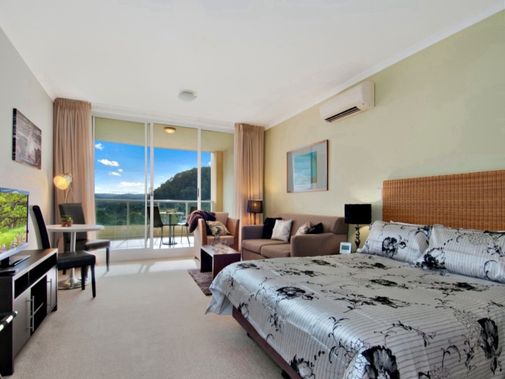 Ettalong Beach Luxury Ocean View Apartments | 1/17 Broken Bay Rd, Ettalong Beach NSW 2257, Australia | Phone: (02) 4335 1300