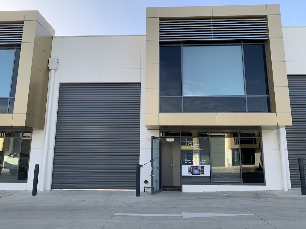 Mobile Essentials | Unit 18/573 Burwood Hwy, Knoxfield VIC 3180, Australia | Phone: (03) 9800 2700