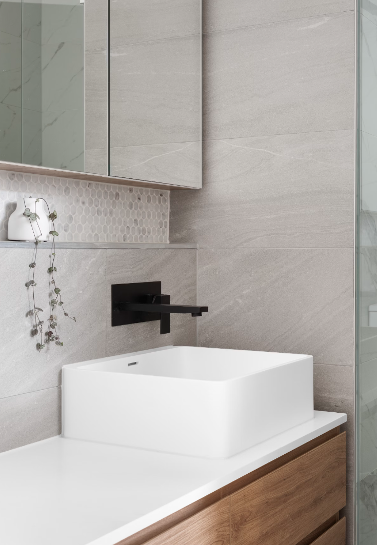 Bathurst Bathroom Solutions | 10 Hobson Cl, Eglinton NSW 2795, Australia | Phone: 0494 399 423