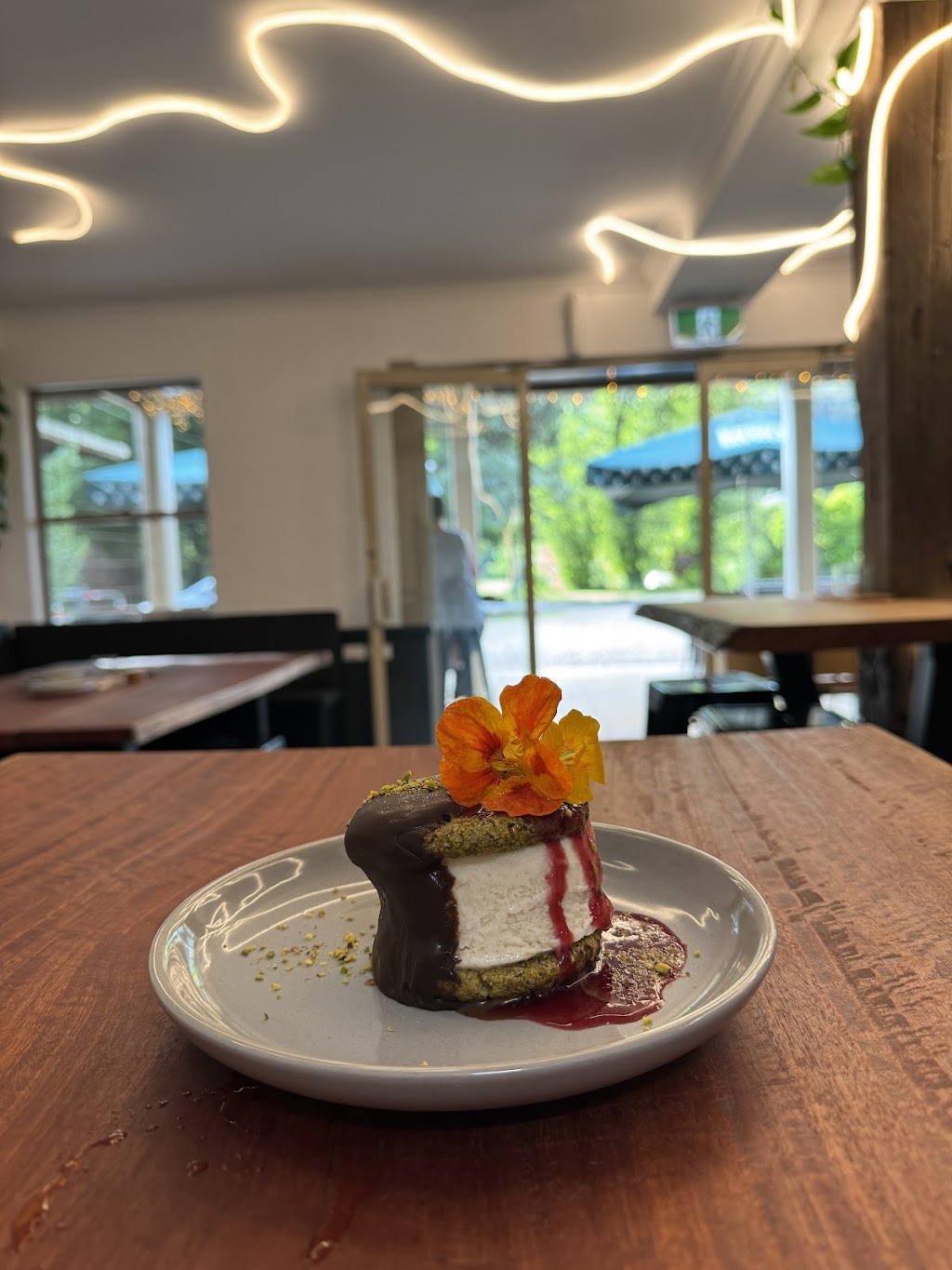 Timber & Sage | 231 Great Alpine Rd, Harrietville VIC 3741, Australia | Phone: 0418 578 228