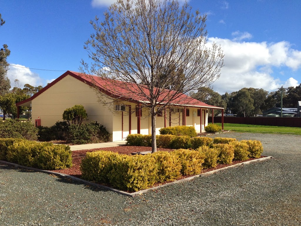 Motel Hay | lodging | Corner Cobb Highway &, Sturt Hwy, Hay South NSW 2711, Australia | 0269931804 OR +61 2 6993 1804