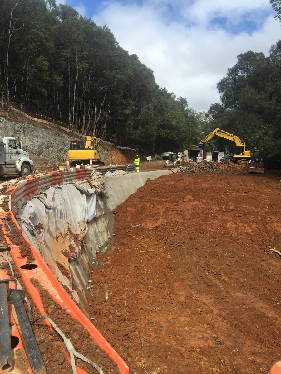 Phil Robinson Earthmoving | 329 Englands Rd, Coffs Harbour NSW 2450, Australia | Phone: (02) 6651 3555