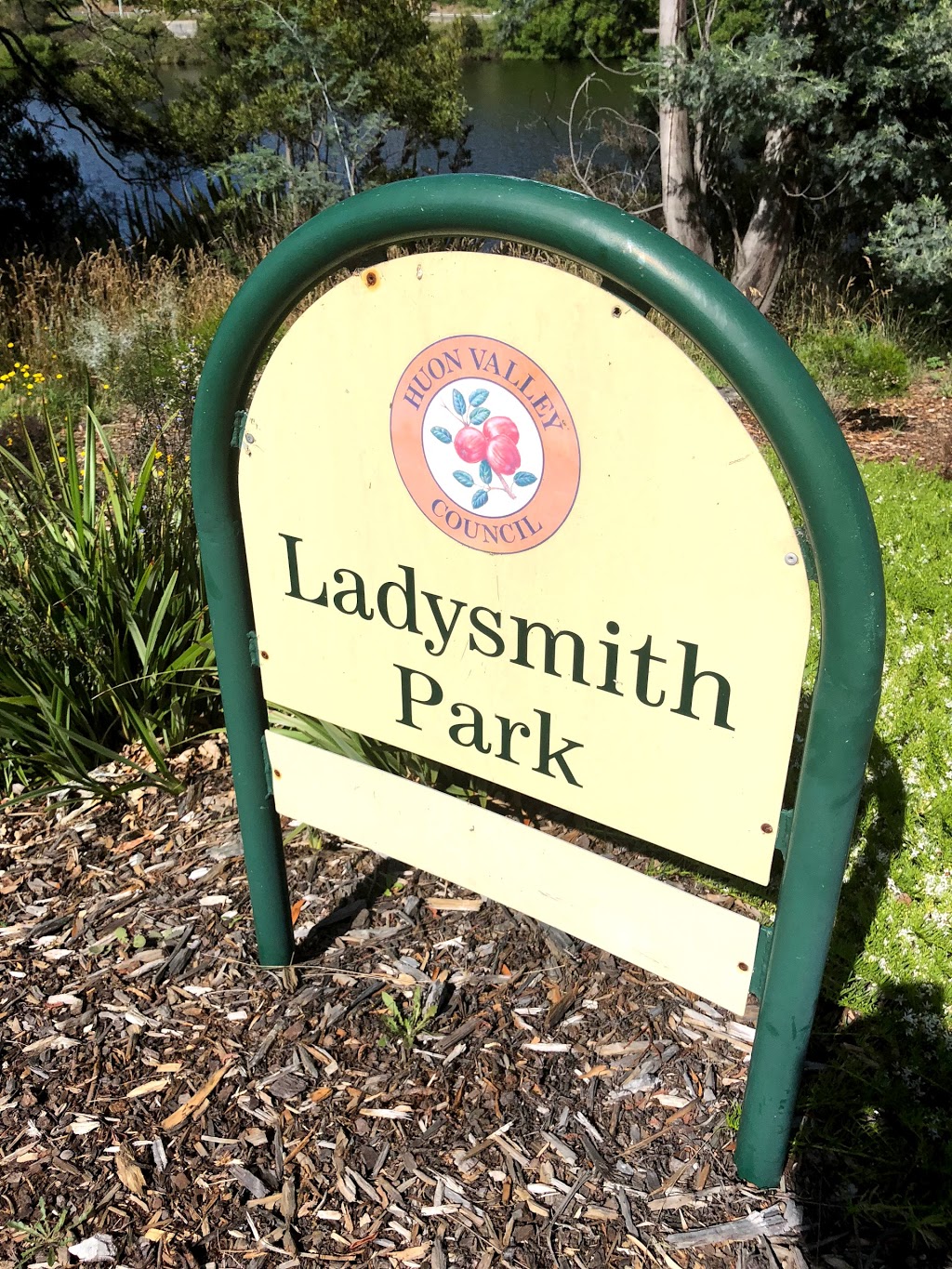 Ladysmith Park | park | Short St, Huonville TAS 7109, Australia | 0362640300 OR +61 3 6264 0300