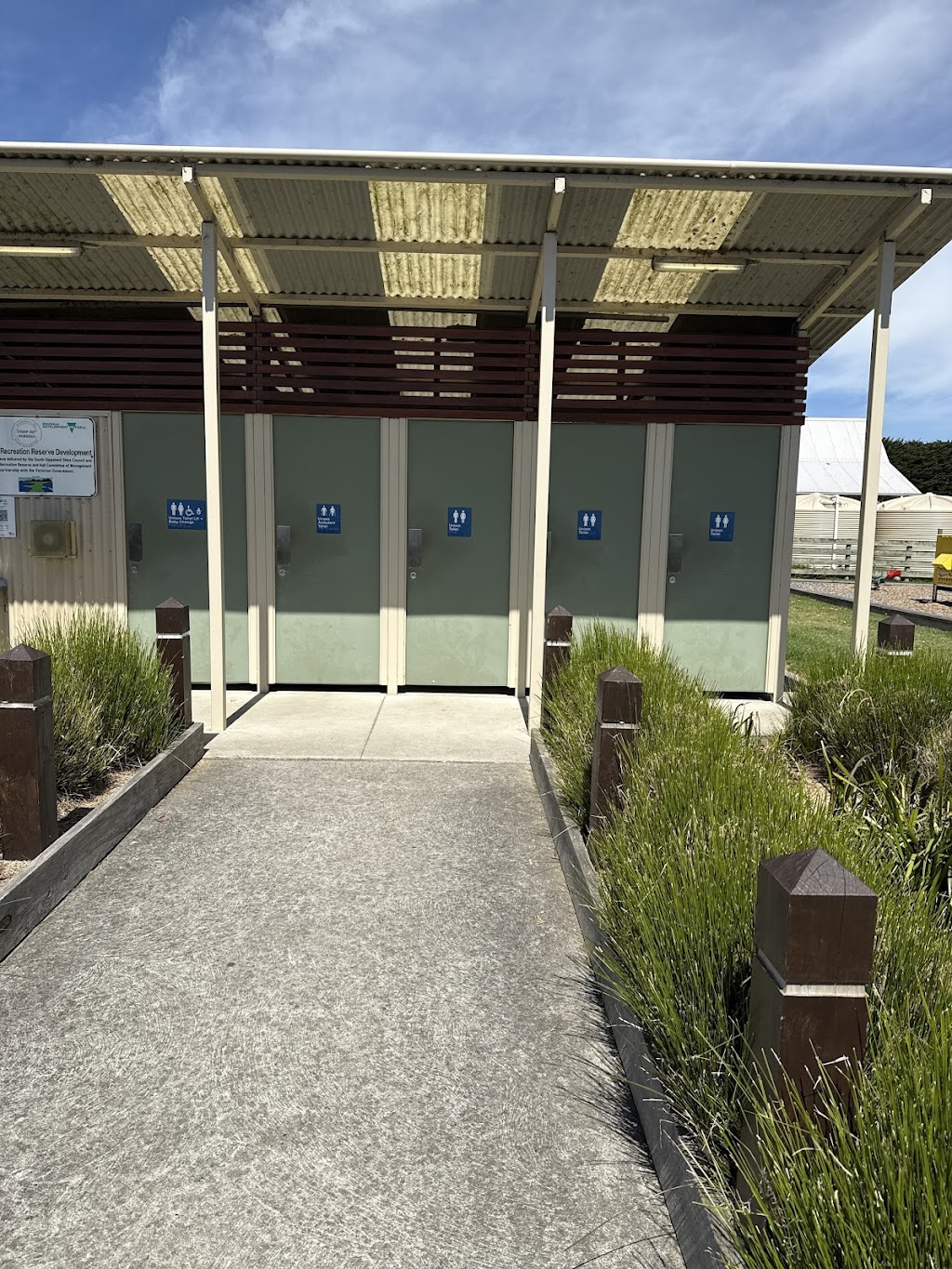 Chargefox Charging Station | 2 Millar Rd, Yanakie VIC 3960, Australia | Phone: 1300 518 038