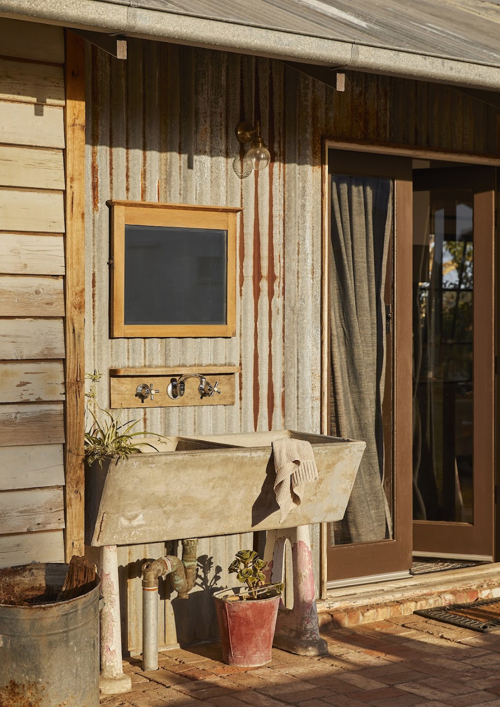 Pats Place on Oaksham Farm | 190 Pollands Rd, Moyston VIC 3377, Australia | Phone: 0408 178 278 Pats Place on Oaksham Farm | 190 Pollands Rd, Moyston VIC 3377, Australia | Phone: 0408 178 278