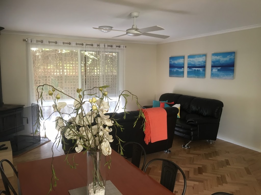 Torquay Pet Friendly Holiday House Accommodation | 1326 Horseshoe Bend Rd, Torquay VIC 3228, Australia | Phone: 0412 287 313