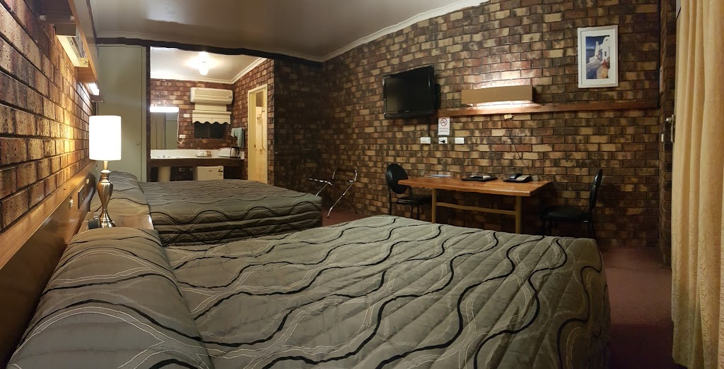 Kerang Valley Resort | lodging | 76 Murray Valley Hwy, Kerang VIC 3579, Australia | 0354521311 OR +61 3 5452 1311