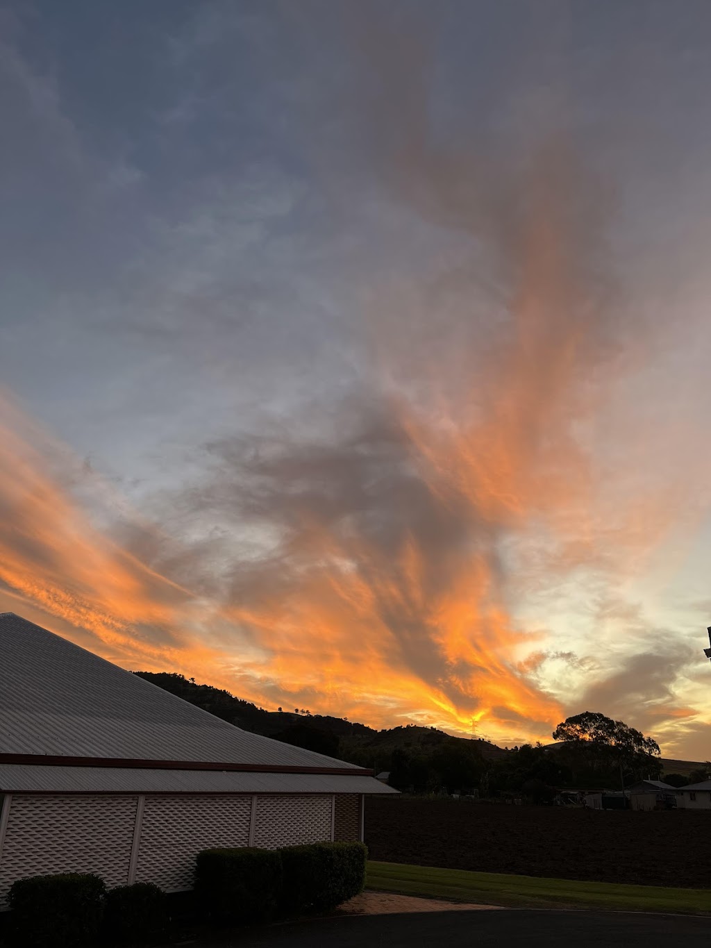 Tenthill Baptist Church | 979 Tenthill Creek Rd, Upper Tenthill QLD 4343, Australia | Phone: (07) 5462 7380