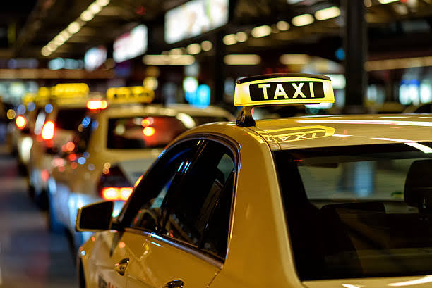 Sydney Luxury Taxi Service | 50 Emerald Hills Blvd, Leppington NSW 2179, Australia | Phone: 0451 441 509