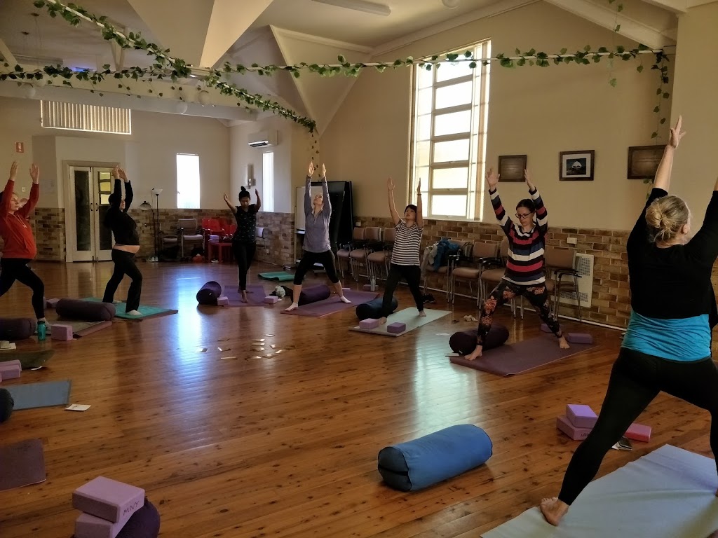 Mother Nurture Yoga | Hornsby Bahai Centre, 19 Dural St, Hornsby NSW 2077, Australia | Phone: 0405 934 302