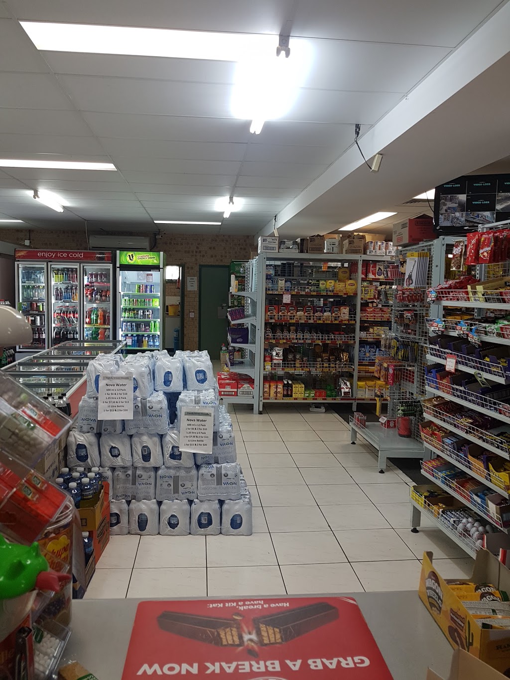 Glossodia Supermarket | supermarket | 158 Golden Valley Dr, Glossodia NSW 2756, Australia | 0245767007 OR +61 2 4576 7007