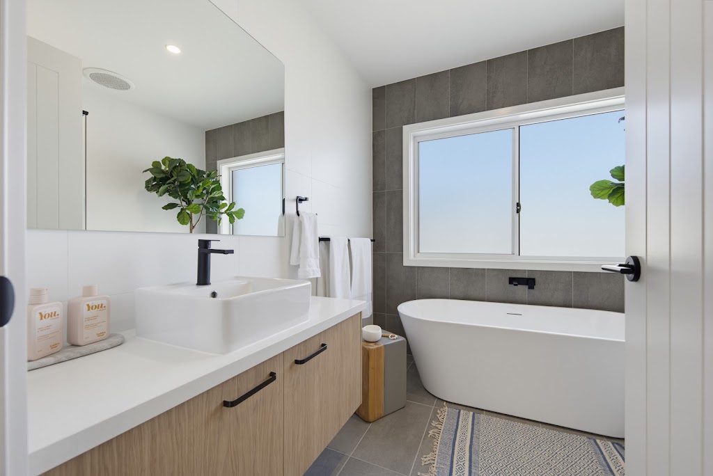 Masterton Homes - Rosedale Exhibition Home | 22 Sebbens Cres, Rosedale NSW 2536, Australia | Phone: 1300 446 637