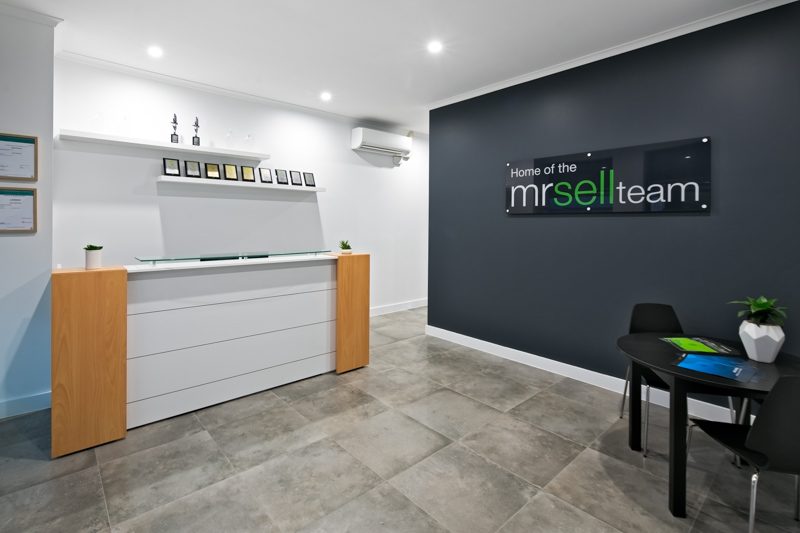 Freedom Property - Mr Sell Team | real estate agency | 1a/116 Wellington St, Ormiston QLD 4160, Australia | 0738212121 OR +61 7 3821 2121