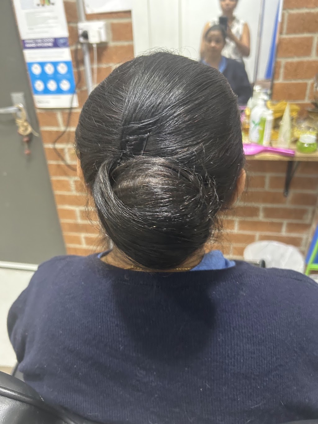 Neelams Hair and Beauty | 54 Brunswick Cct, Ropes Crossing NSW 2760, Australia | Phone: 0433 940 011