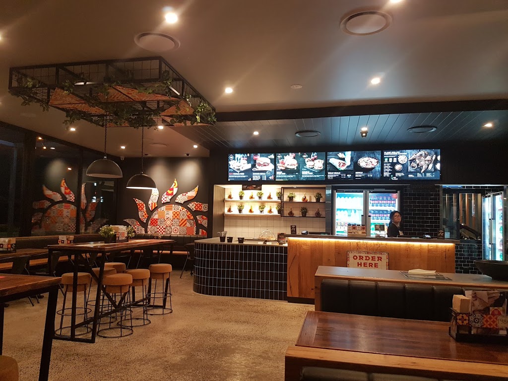 Oporto Penrith Drive Thru | Fast Food Outlet 2, 2215-2217, Castlereagh Rd, Penrith NSW 2750, Australia | Phone: (02) 9121 3946