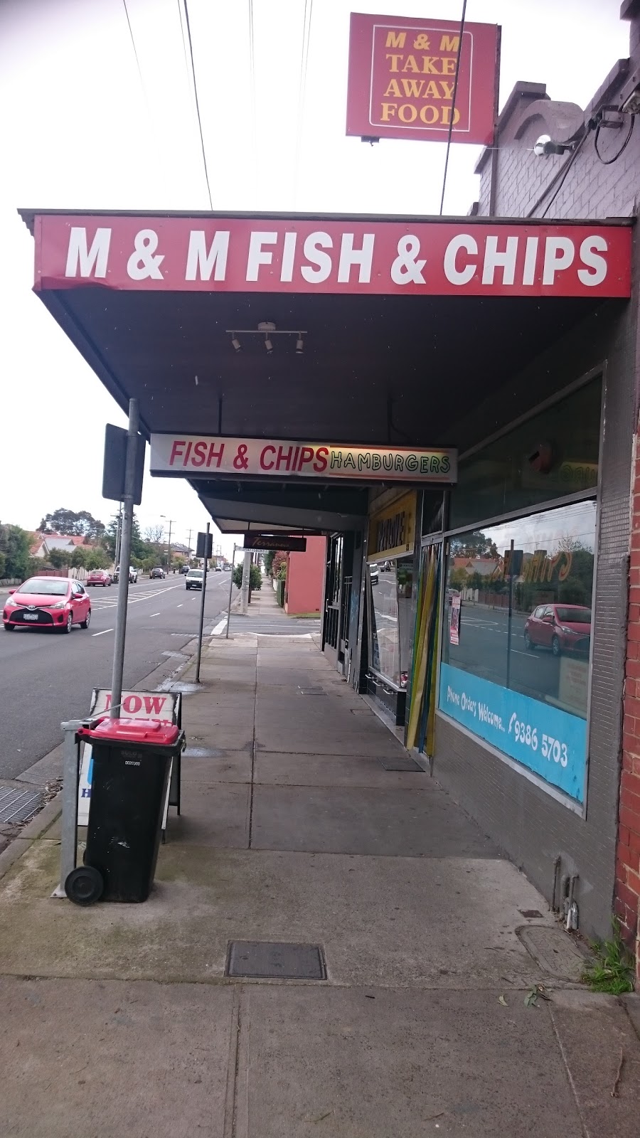 M & M Fish n Chips | restaurant | 327 Moreland Rd, Coburg VIC 3055, Australia | 0393865703 OR +61 3 9386 5703