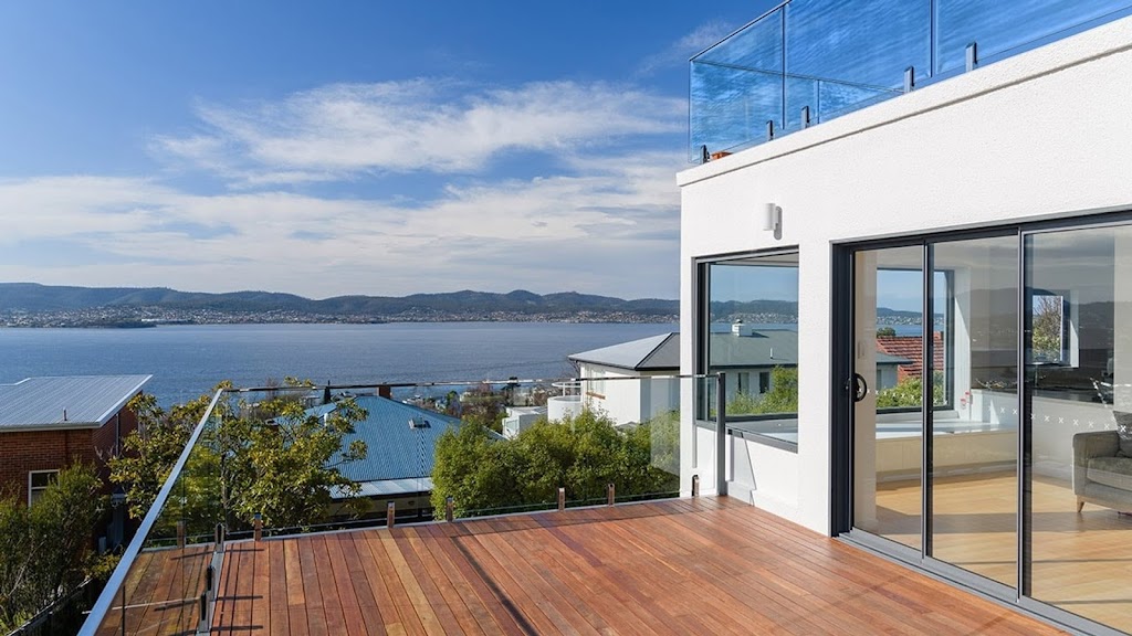 Blythe and Watchorn Builders | 4/2 Ascot Dr, Huntingfield TAS 7055, Australia | Phone: 0418 146 691