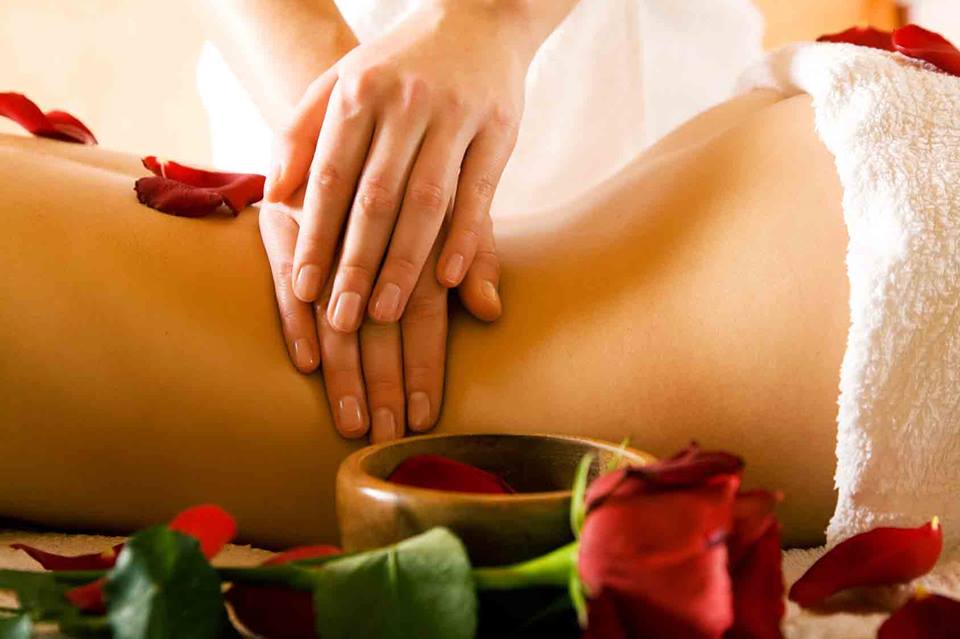 Massage - Body Maintenance | spa | 213 Broadwater Ave W, Maroochydore QLD 4558, Australia | 0413724975 OR +61 413 724 975