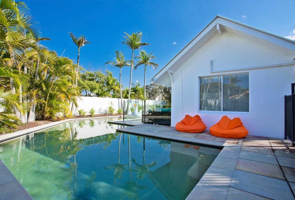 Noosa Heads Beach House | lodging | 6 Cooran Ct, Noosa Heads QLD 4567, Australia | 0754473566 OR +61 7 5447 3566