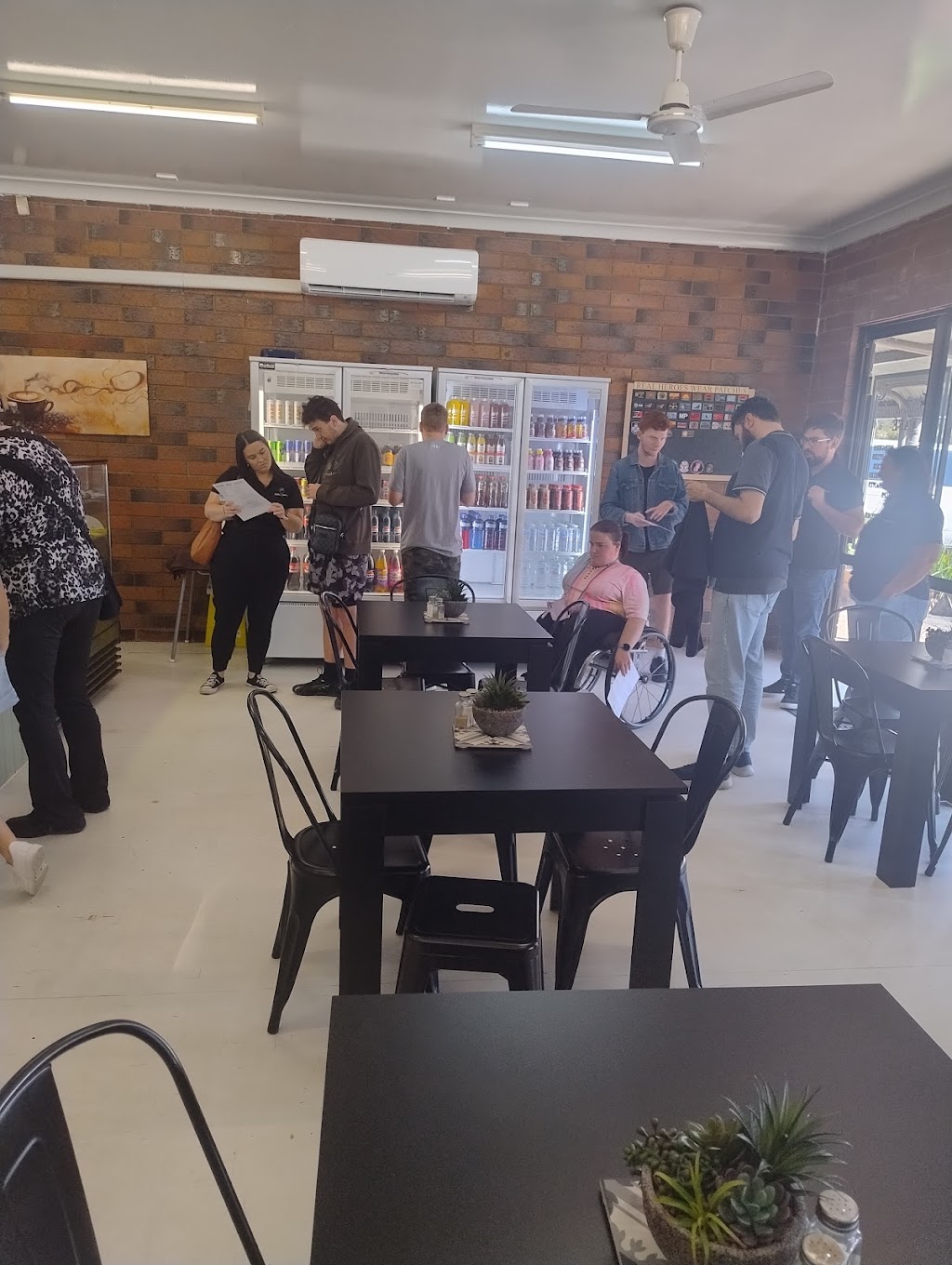 Willowbank Cafe | Shop 1/20 Oneills Rd, Willowbank QLD 4306, Australia | Phone: (07) 5464 2320