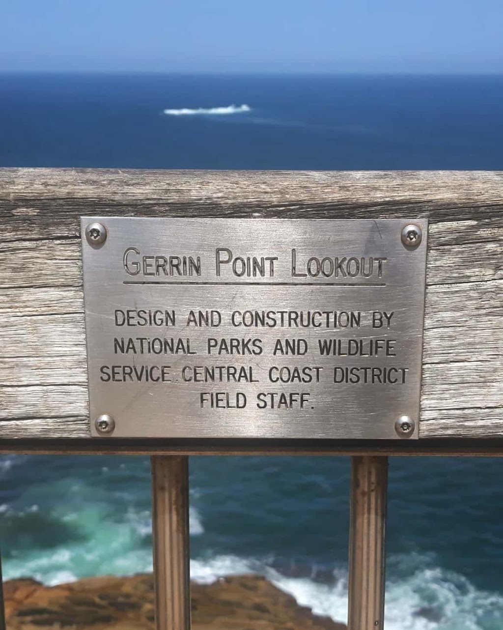 Gerrin Point Lookout | Bouddi National Park, Bouddi Coastal Walk, Bouddi NSW 2251, Australia | Phone: (02) 4320 4200