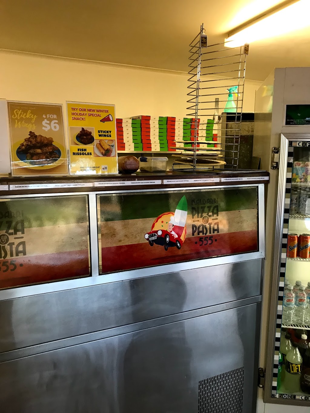 Kalbarri Pizza & Pasta 555 | 59 Hackney St, Kalbarri WA 6536, Australia | Phone: (08) 9937 1555