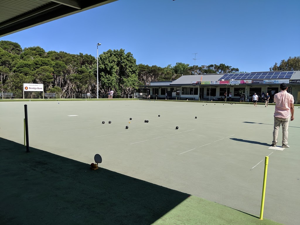 Phillip Island Bowls Club |  | 40 Dunsmore Rd, Cowes VIC 3922, Australia | 0359522337 OR +61 3 5952 2337