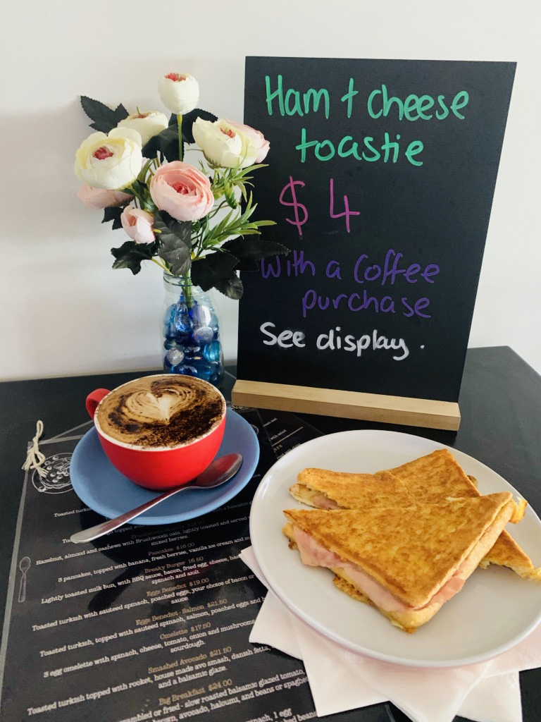 The Little Cup Cafe, Ashmont | cafe | shop 9/51-53 Tobruk St, Ashmont NSW 2650, Australia | 0259255485 OR +61 2 5925 5485