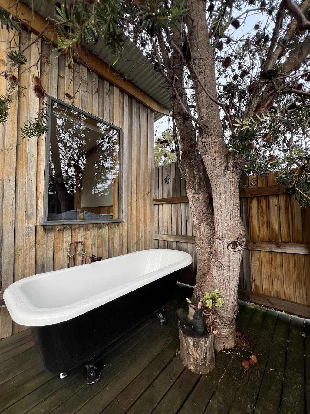 Sheepwash Bay | 250 Sheepwash Rd, Alonnah TAS 7150, Australia | Phone: 0488 942 763