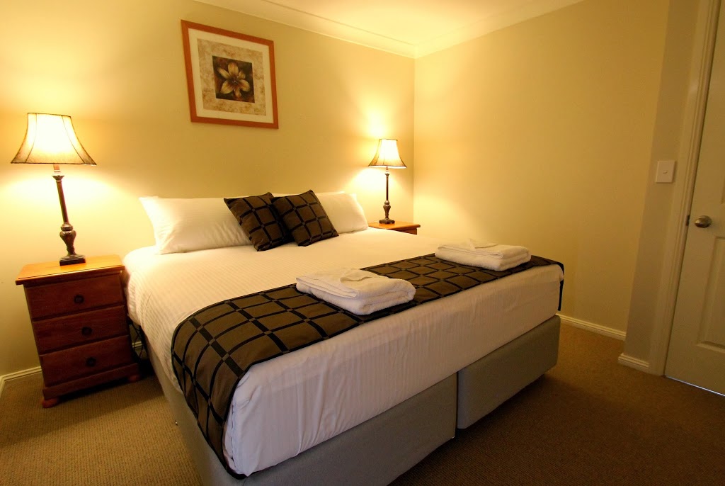 Colonial Court Villas | lodging | 159A Market St, Mudgee NSW 2850, Australia | 0263720529 OR +61 2 6372 0529