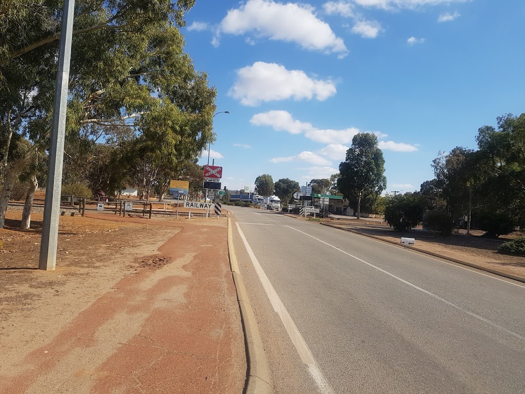 Brookton Roadhouse | Great Southern Hwy, Brookton WA 6306, Australia | Phone: (08) 9642 1056