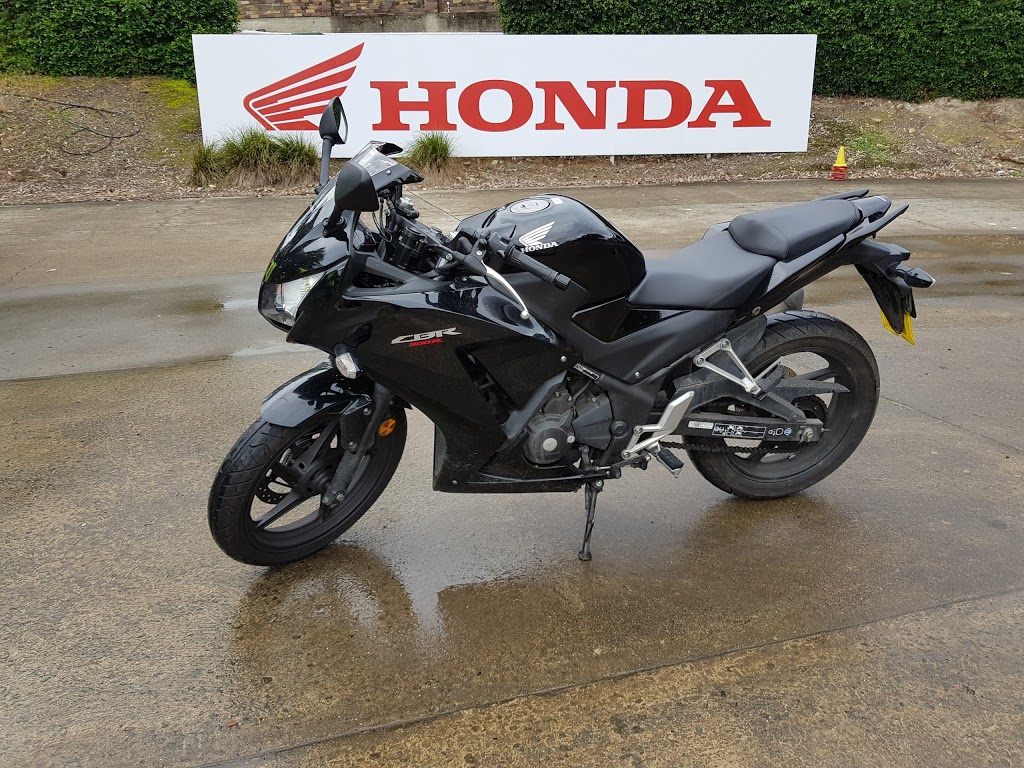 St Ives Rider Training Centre | 451 Mona Vale Rd, St. Ives NSW 2075, Australia | Phone: (02) 9391 5110