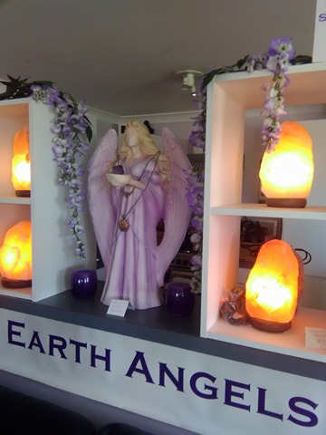 EARTH ANGELS – PSYCHIC CENTRE | health | 47 Langer Ave, Caringbah South NSW 2229, Australia | 0433742933 OR +61 433 742 933