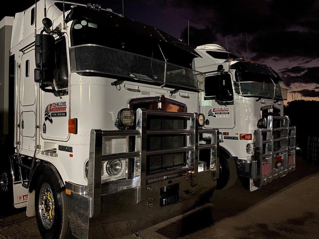 Childs Earthmover Tyre Service | 73 Macaulay Rd, Emerald QLD 4720, Australia | Phone: 0414 796 189
