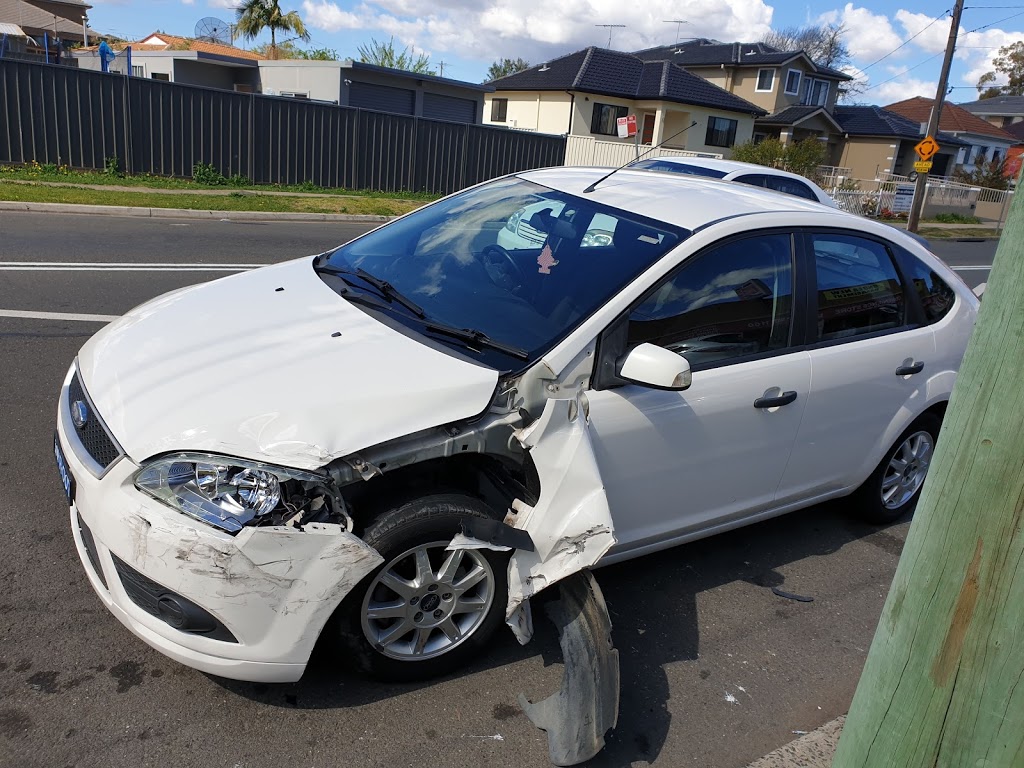 Sids High Quality Smash Repairs | car repair | 29 Britton St, Smithfield NSW 2164, Australia | 0297571866 OR +61 2 9757 1866