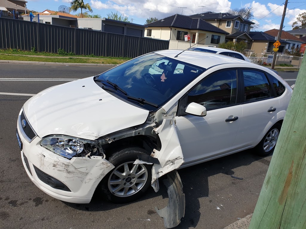 Sids High Quality Smash Repairs | 29 Britton St, Smithfield NSW 2164, Australia | Phone: (02) 9757 1866