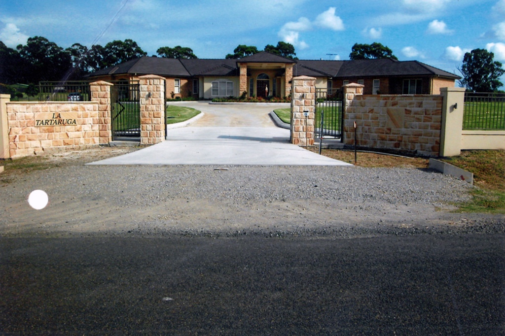 Stonehill Stonemasons | cemetery | Elizabeth Dr & Wilson Rd, Bonnyrigg Heights NSW 2177, Australia | 0247740112 OR +61 2 4774 0112