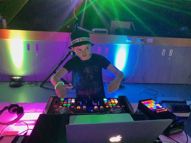 Lil Ravers Kids Disco and Party Entertainment Central Coast | Oceano St, Copacabana NSW 2251, Australia | Phone: 0408 697 887