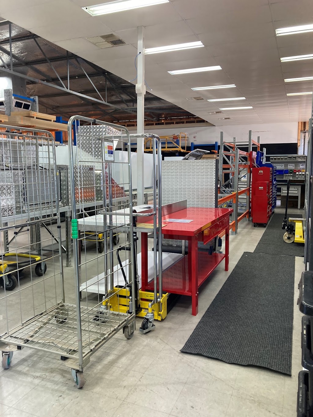 Instant Racking Kalgoorlie | 213 Boulder Rd, South Kalgoorlie WA 6530, Australia | Phone: (08) 9091 5151