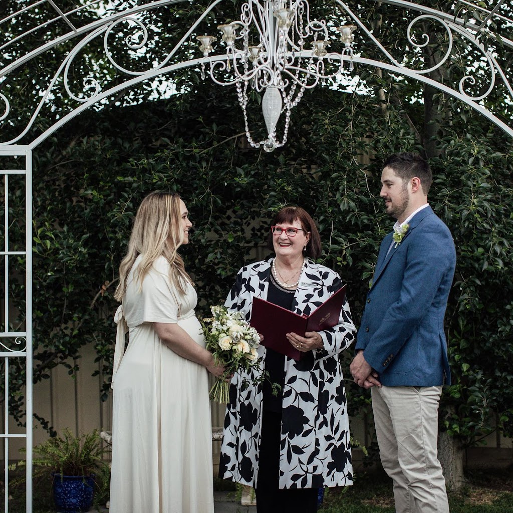 Victoria’s Garden Wedding Venue | 17 Kellett Dr, Mudgee NSW 2850, Australia | Phone: 0427 720 212