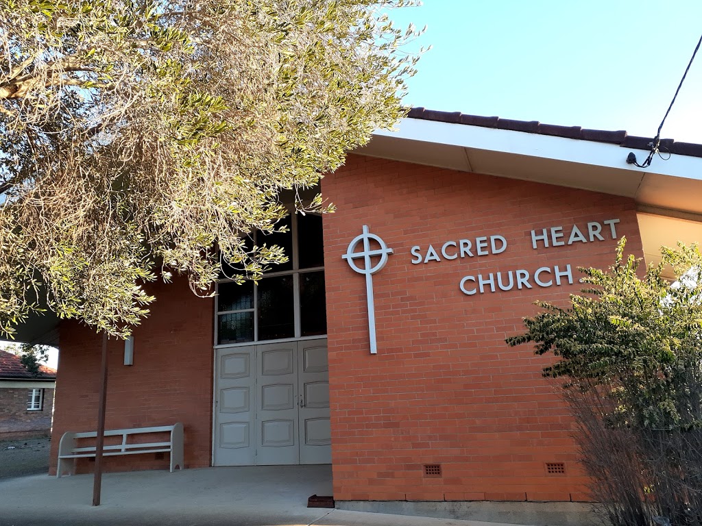 Sacred Heart Catholic Church | church | 11 Eton St, Cambooya QLD 4358, Australia | 0746973177 OR +61 7 4697 3177