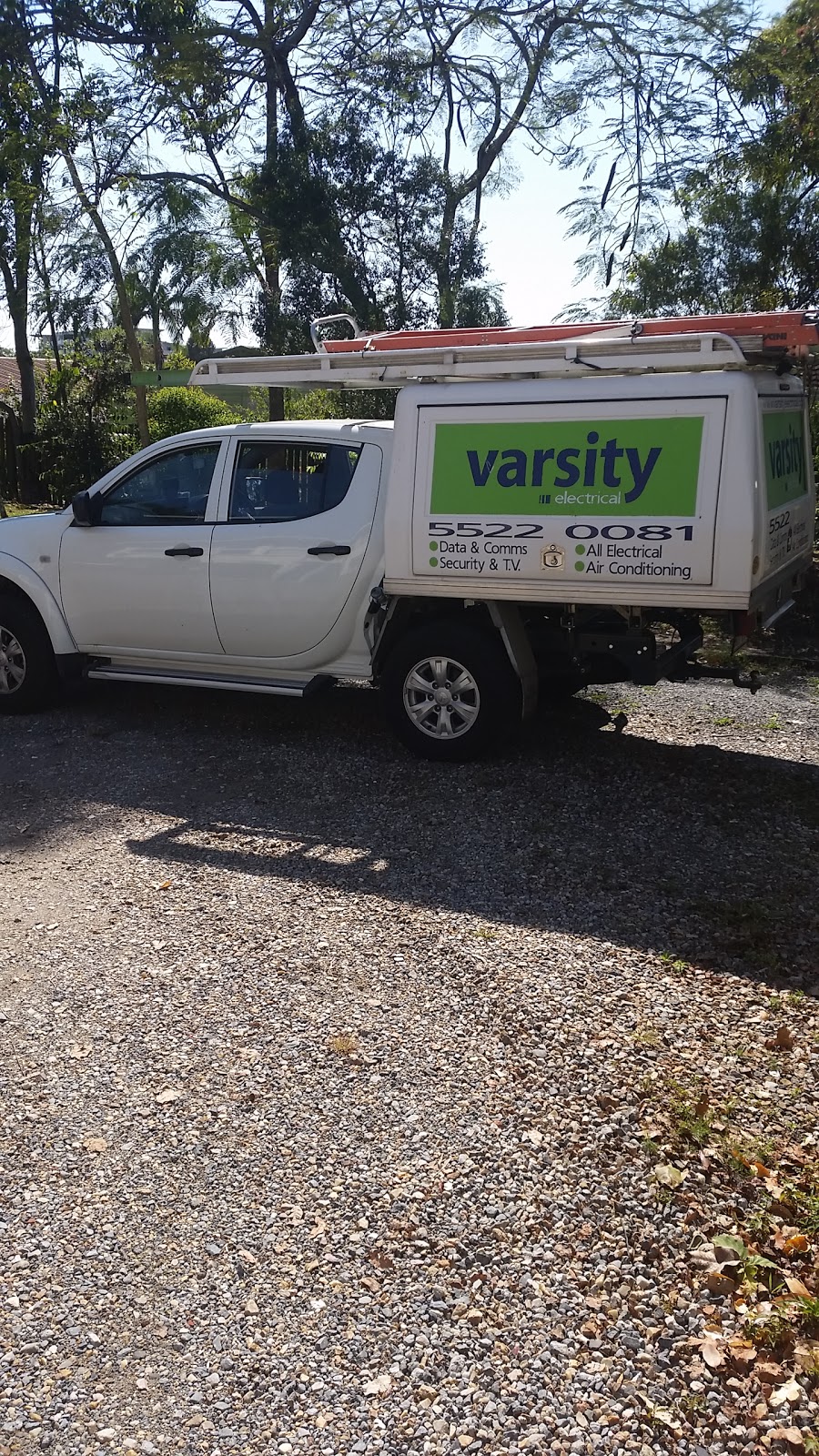 Varsity Electrical Pty Ltd | 28 Greg Chappell Dr, Burleigh Heads QLD 4220, Australia | Phone: 0448 103 960