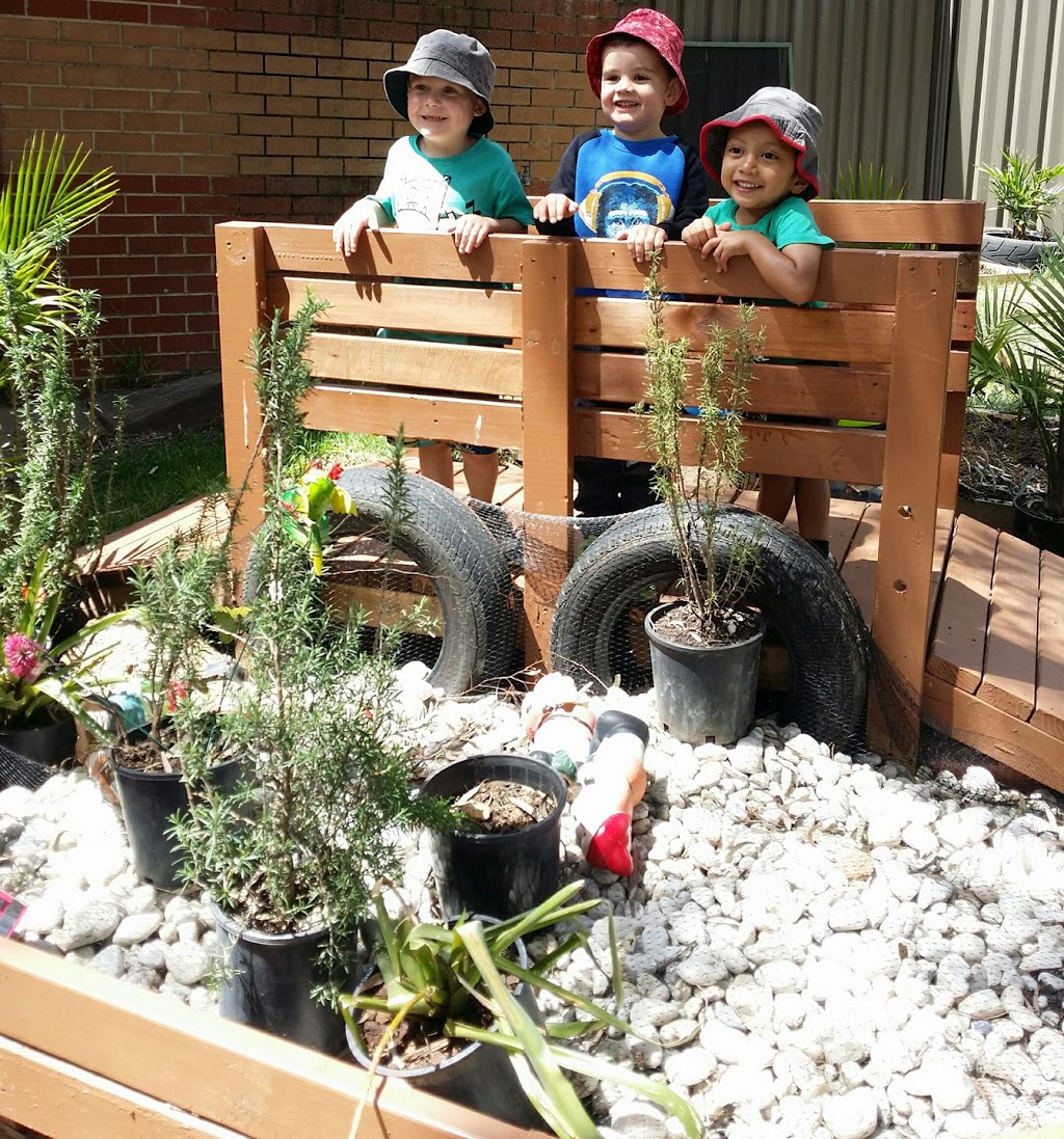 Little Kindy Muswellbrook | 155 Maitland St, Muswellbrook NSW 2333, Australia | Phone: (02) 6541 3345