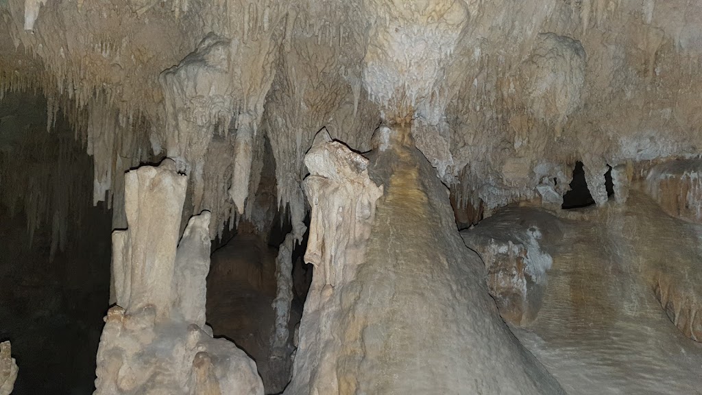 Yonderup Caves | Yanchep WA 6035, Australia | Phone: (08) 9303 7768