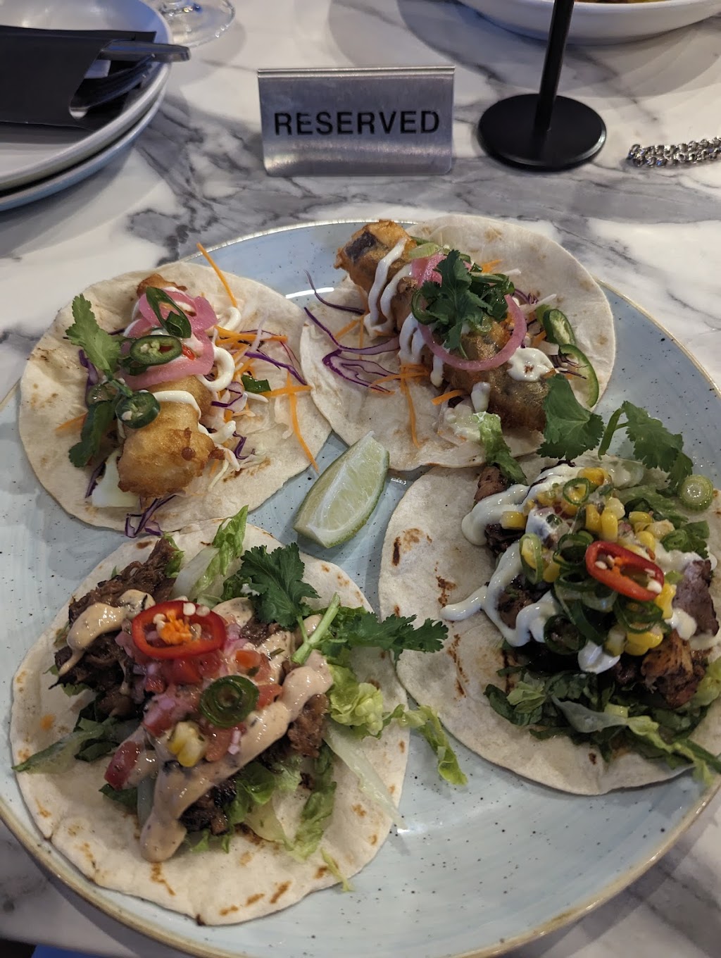Tommys Bar and Grill | Shops 5 & 6/4 Marina Promenade, Paradise Point QLD 4216, Australia | Phone: 0466 568 401
