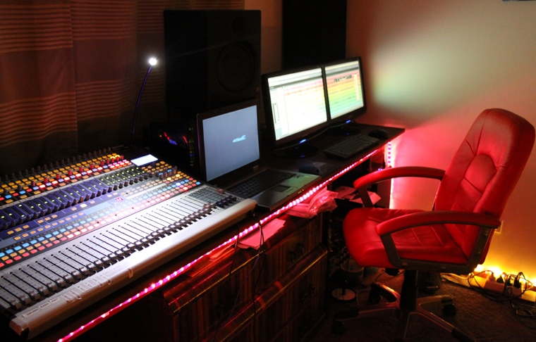Starmist Studio - Sound Equipment Hire, Lighting hire Equipment, | electronics store | 66 The Blvd, Montrose VIC 3765, Australia | 0419388054 OR +61 419 388 054