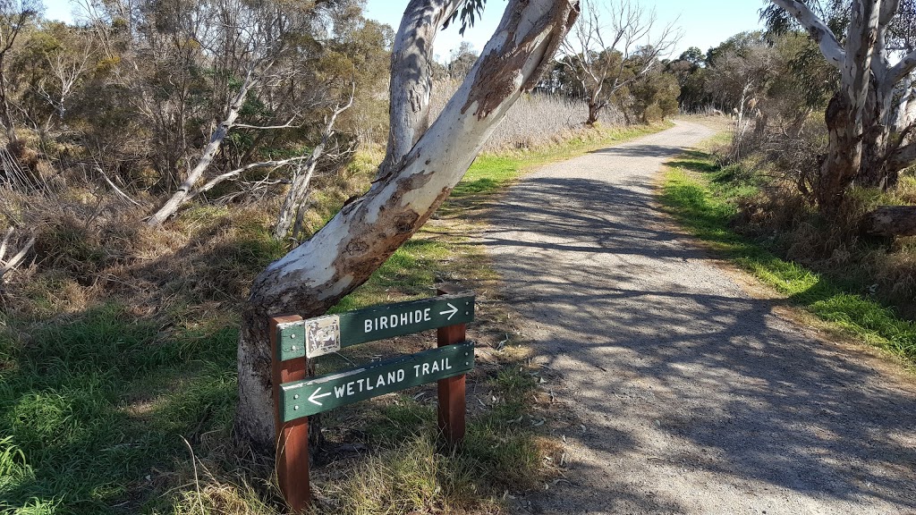 Braeside Bird Hide | park | Braeside VIC 3195, Australia