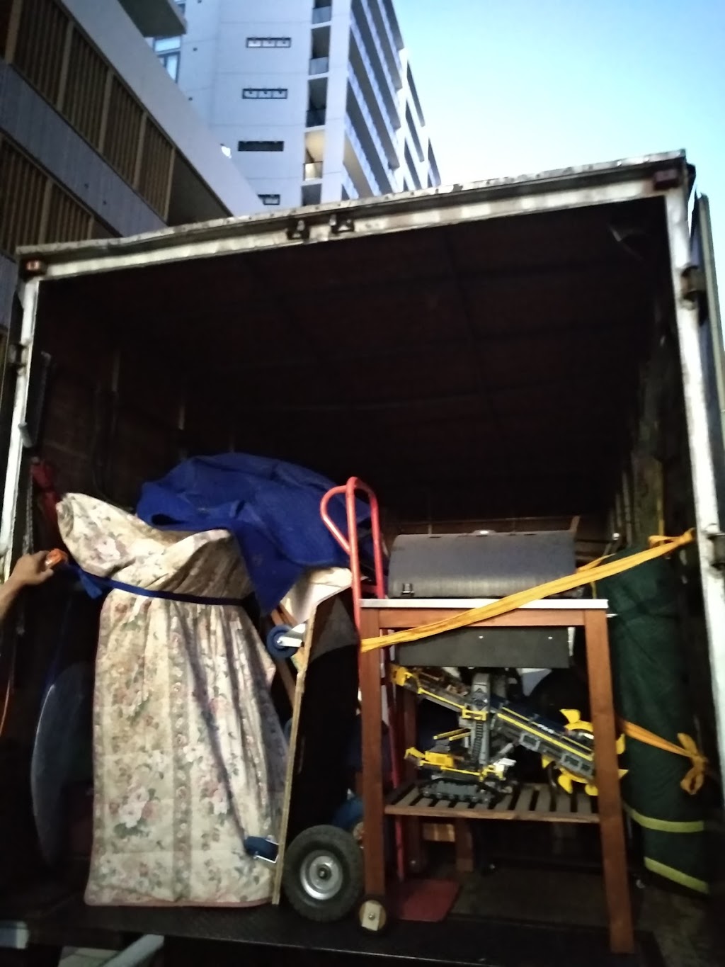 West Removals | moving company | 18 Hobart St, St Marys NSW 2760, Australia | 0435199119 OR +61 435 199 119